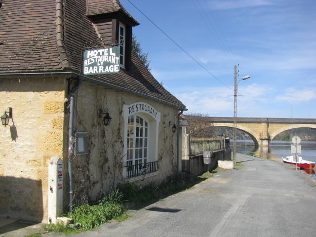 Le Barrage Hotel Mauzac-et-Grand-Castang Esterno foto