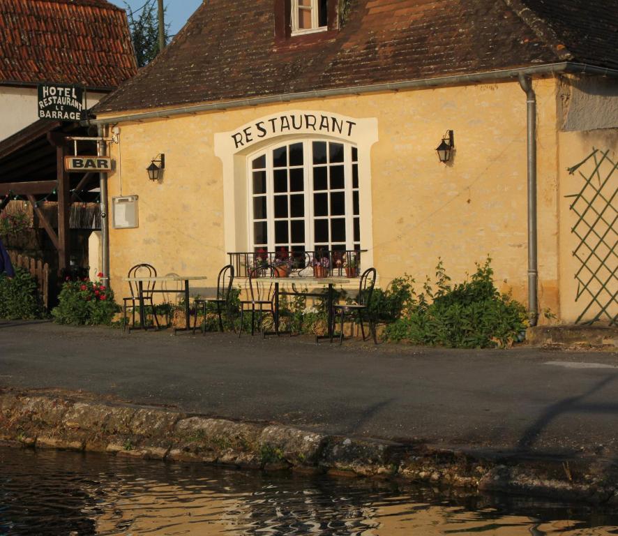 Le Barrage Hotel Mauzac-et-Grand-Castang Esterno foto